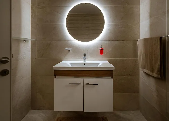 Amazing Terraced Apartment With Free Parking Appartement